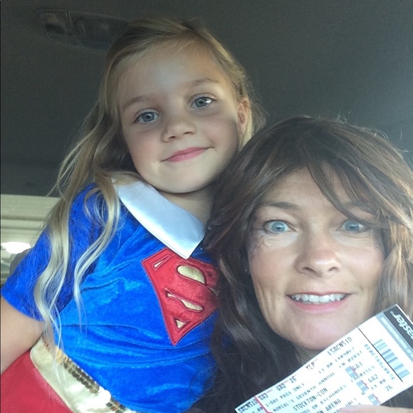 Meet your Posher, Corri - Picture 5 of 9